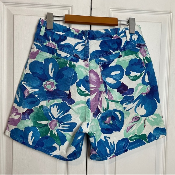 90’s Floral Denim Shorts - Picture 1 of 12